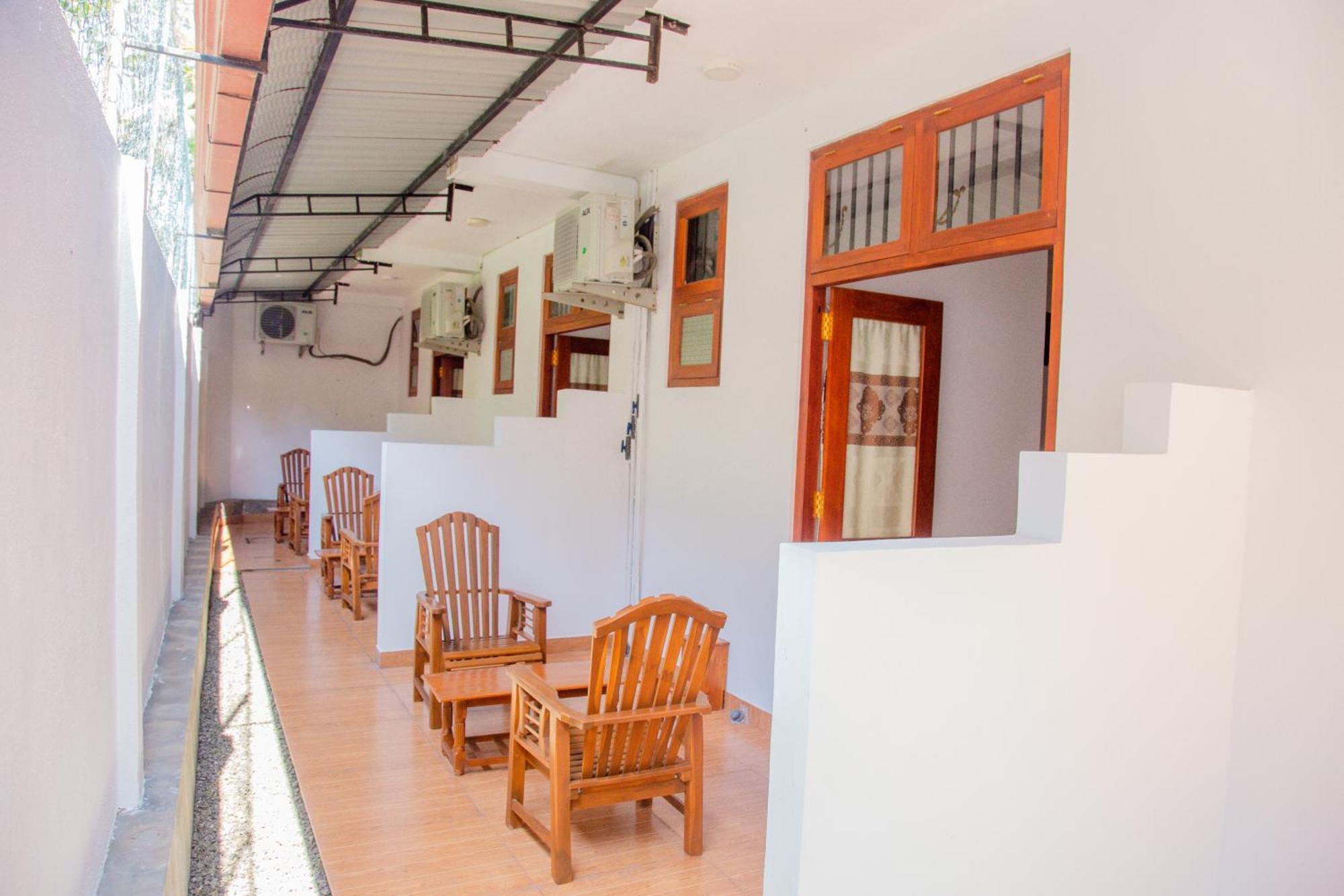 Hispaniola Inn Mirissa Εξωτερικό φωτογραφία