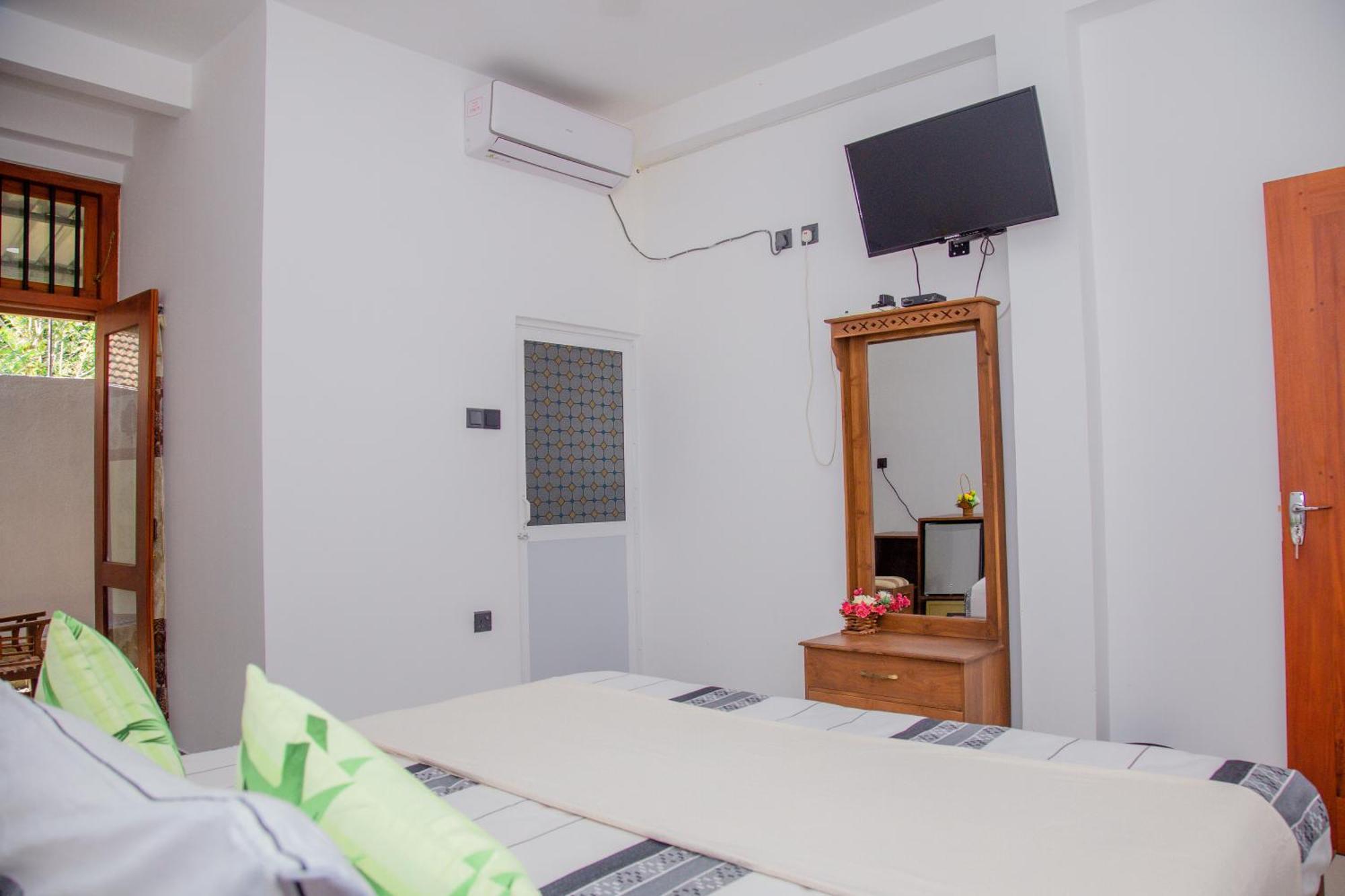 Hispaniola Inn Mirissa Εξωτερικό φωτογραφία
